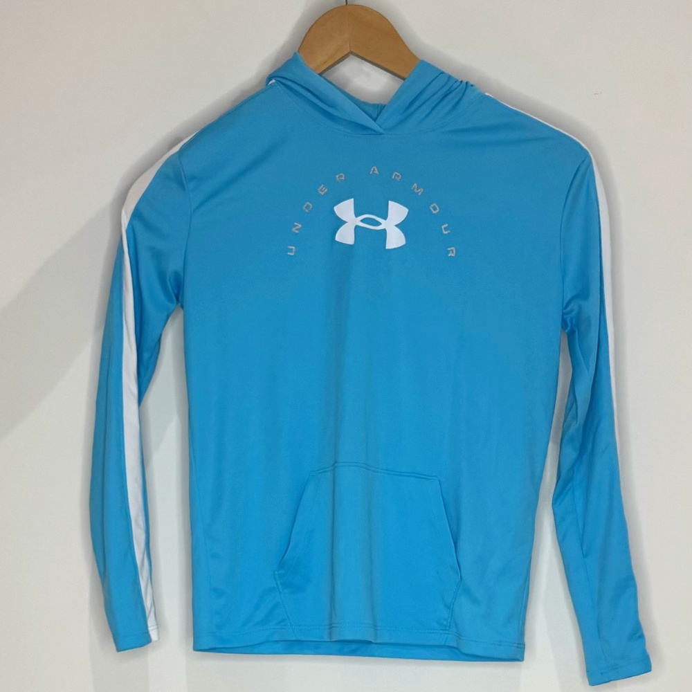 Under Armour Youth Shirt With Hoodie – Loose Fit Training Top (YMD / Medium)